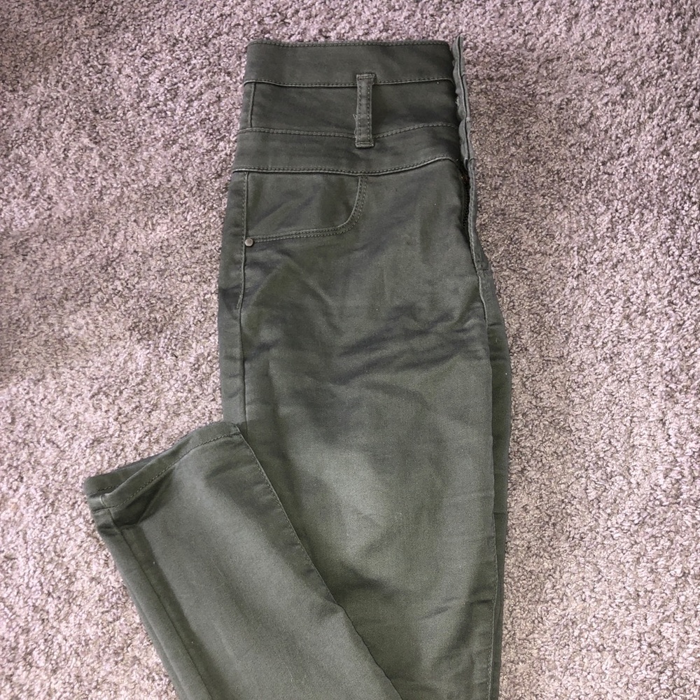 Women’s jeans